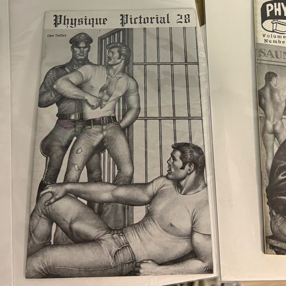 Physique Pictorial 28 Magazine